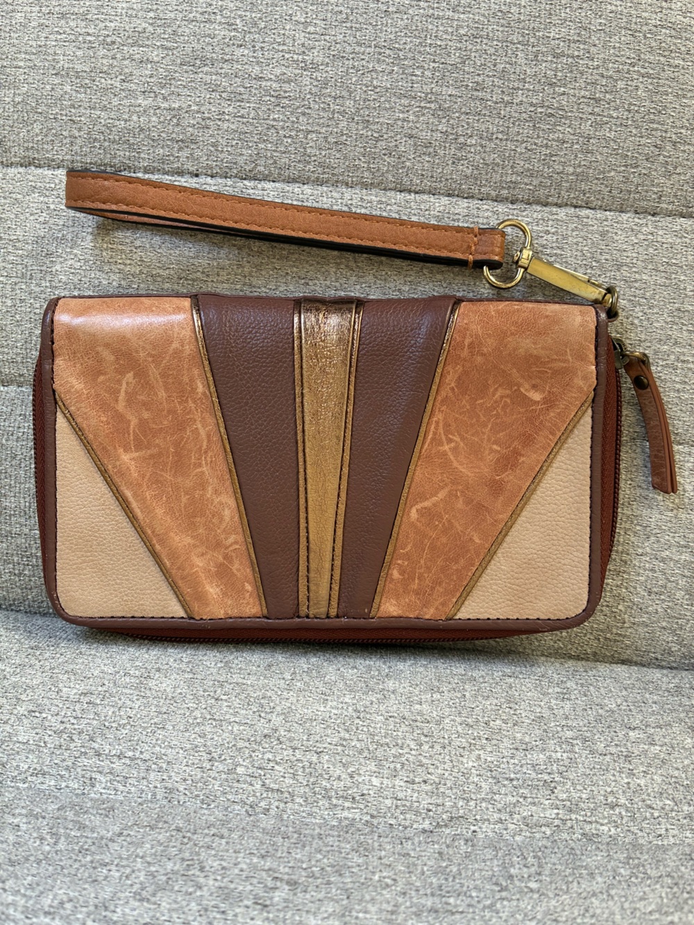 The Sak Silverlake Brown Leather Zip Around Phone Wallet Wristlet